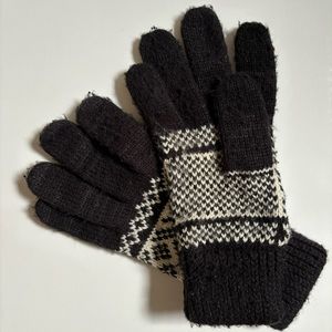 Knit Boutique Gloves